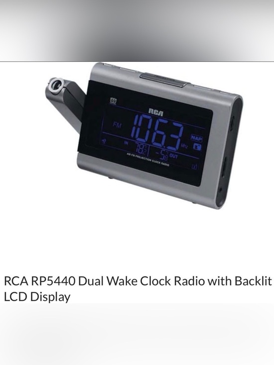RCA Other - Preowned 2011 Refurbished RCA Digital Projection Alarm Clock Radio - Silver .